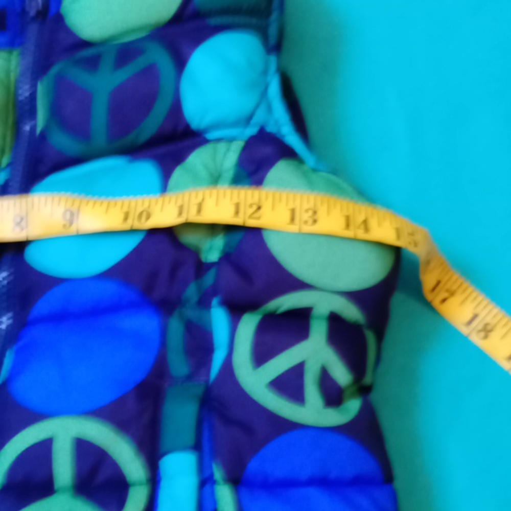 OLD NAVY PEACE MULTI COLORED GIRLS VEST. SIZE MEDIUM - Picture 5 of 8